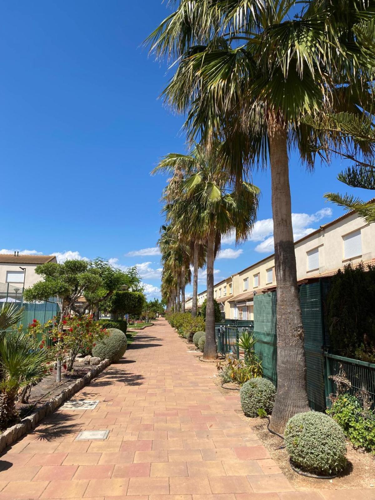 Adosado En Urbanizacion Encantadora Oropesa del Mar Bagian luar foto
